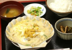 青森市おすすめグルメ　郷土料理・じゃっぱ汁　食事処おさない